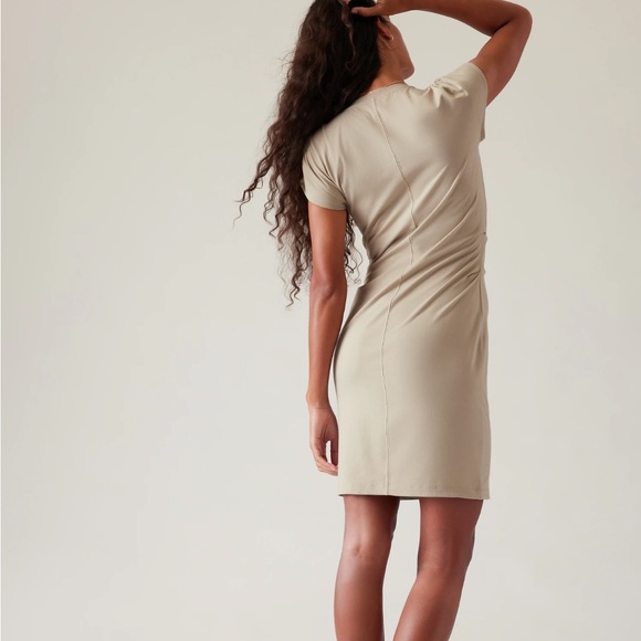 ATHLETA Effortless Tee Dress Small Stretch Beige Midi Minimalist - Picture 3 of 3